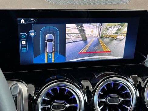 Certified 2026 Mercedes-Benz GLB 250 4MATIC image 28