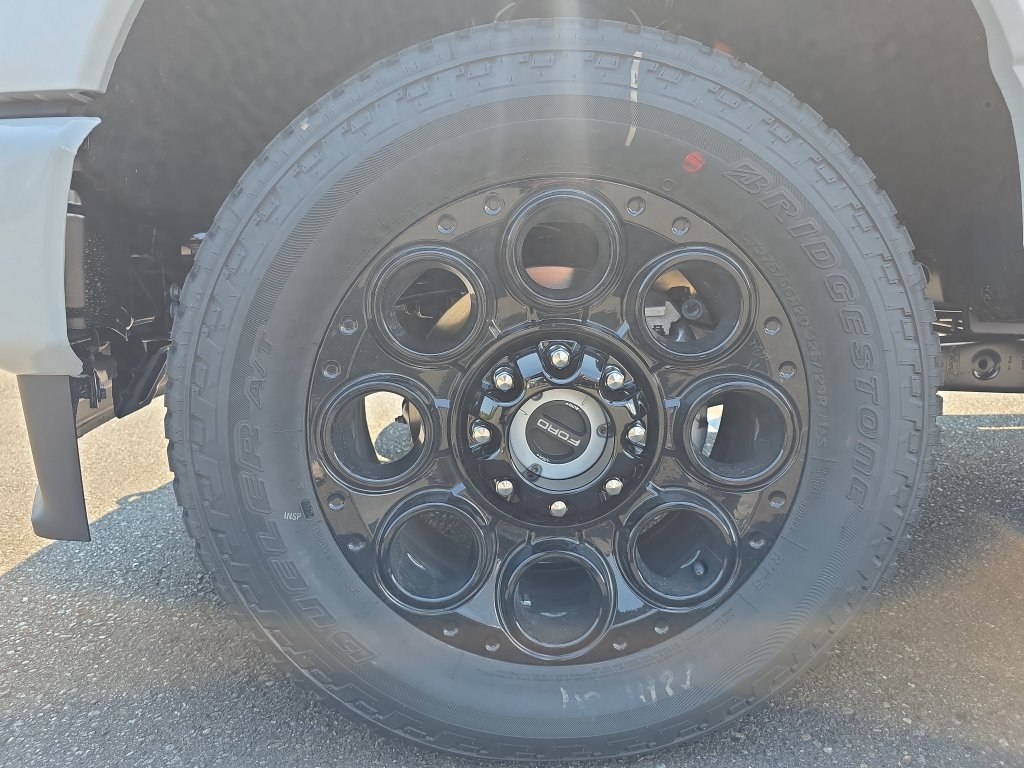 New 2026 Ford F350 Lariat w/ Black Appearance Package AWD/4WD image 32