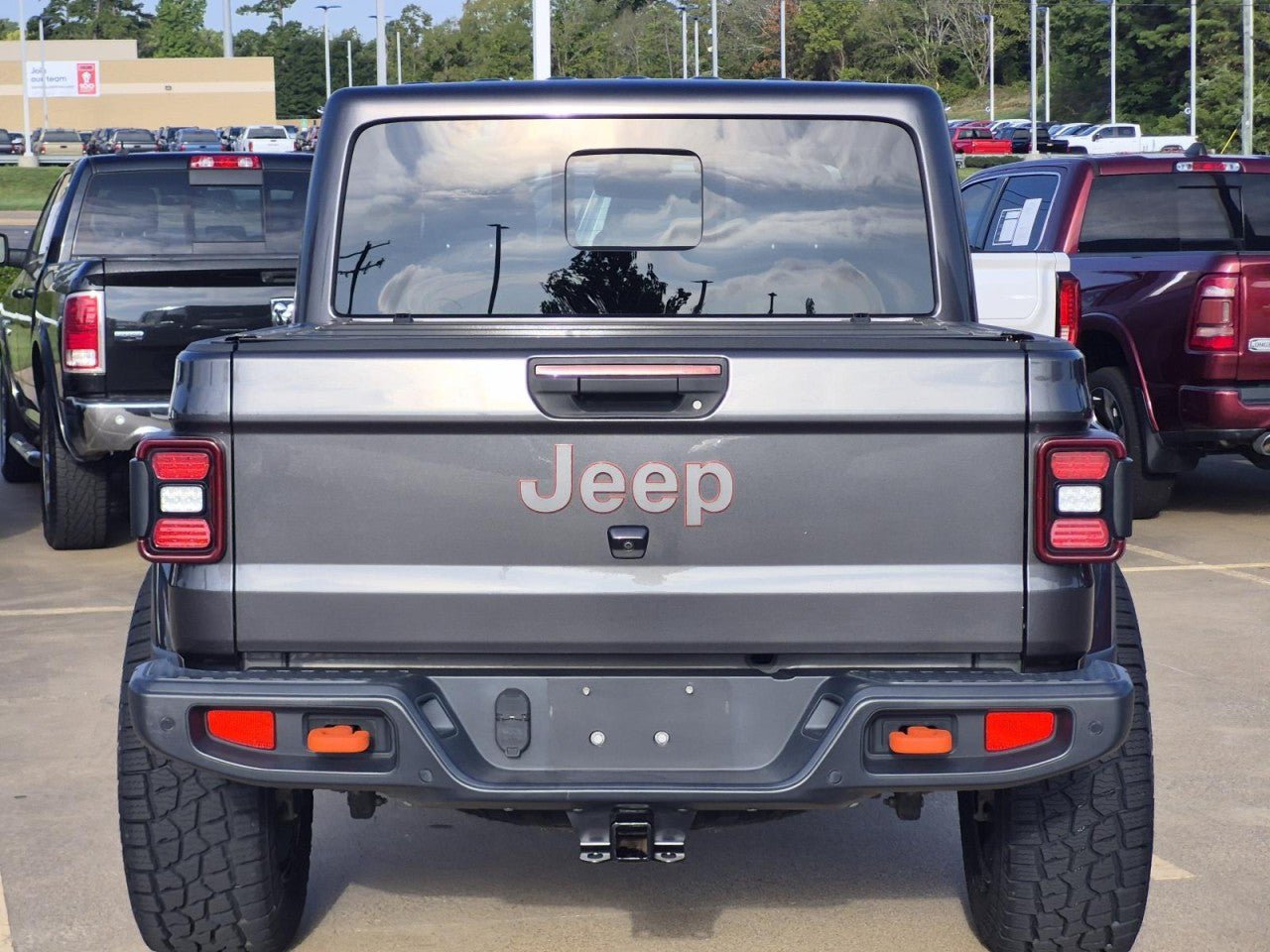 Used 2020 Jeep Gladiator Mojave AWD/4WD image 5