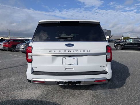 Used 2024 Ford Expedition Max XLT RWD image 4