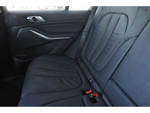 Used 2019 BMW X5 xDrive40i w/ Premium Package 2 AWD/4WD image 14