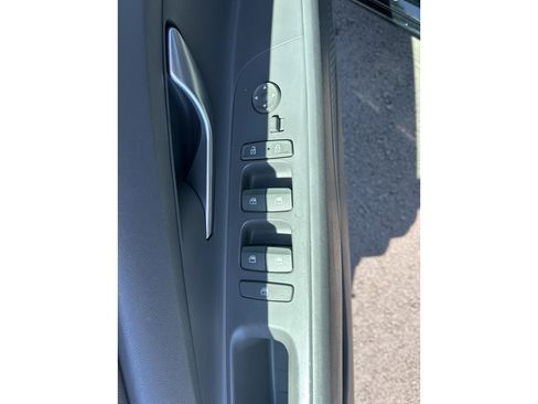 Used 2021 Hyundai Elantra SEL FWD image 14