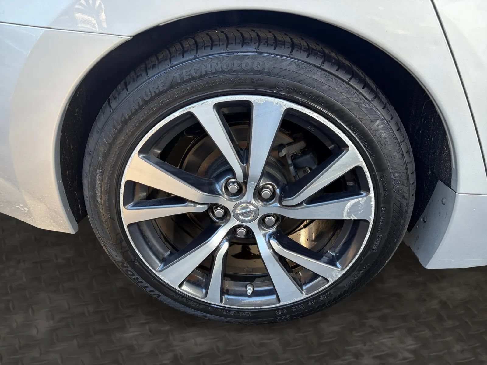 Used 2017 Nissan Maxima 3.5 SL FWD image 40