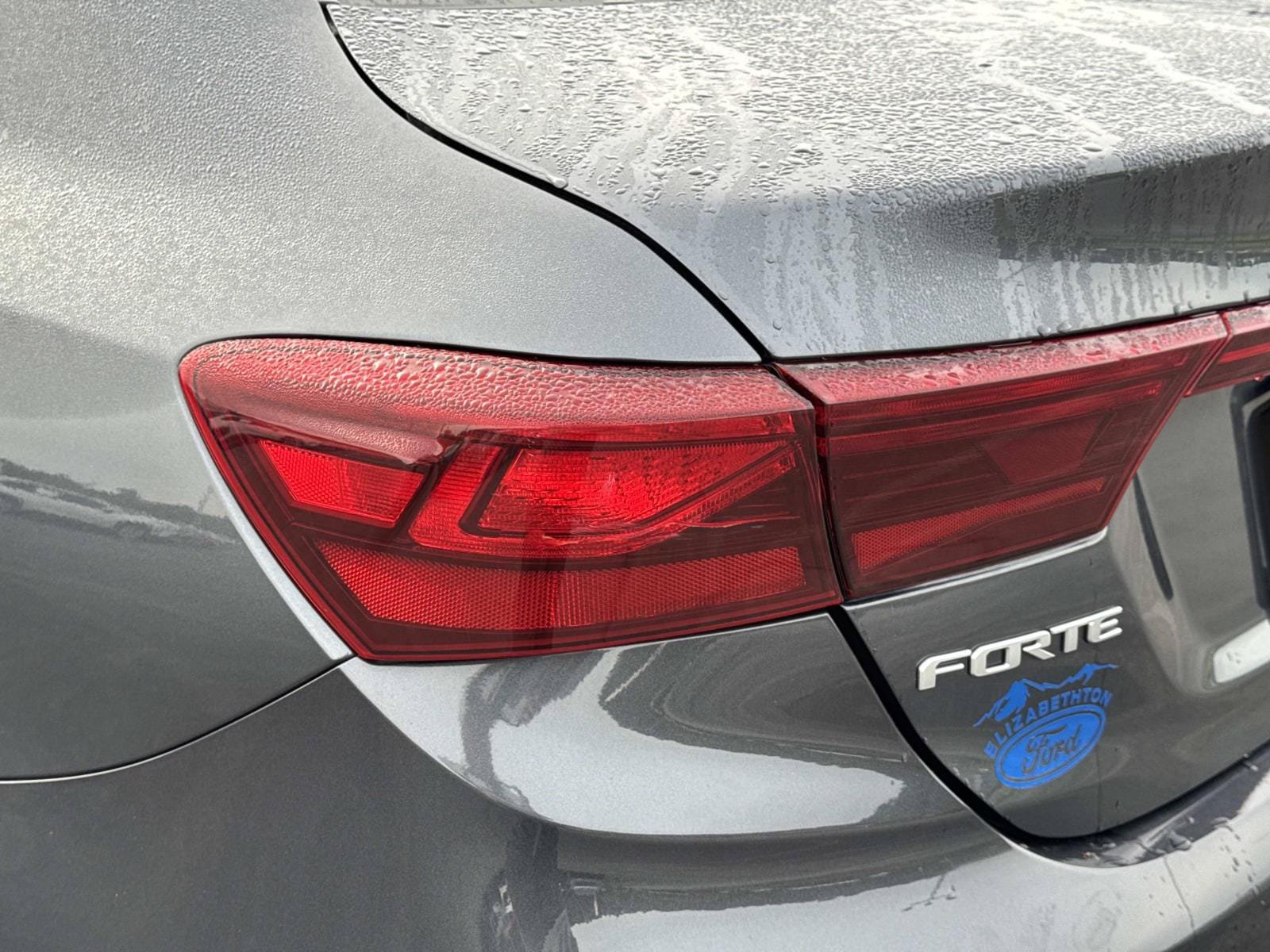 Used 2023 Kia Forte LXS FWD image 10
