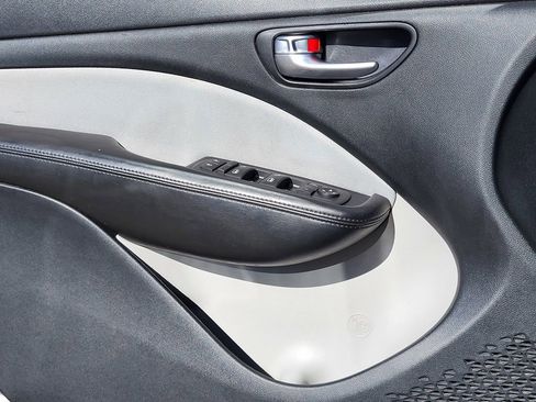 Used 2016 Dodge Dart SXT image 20