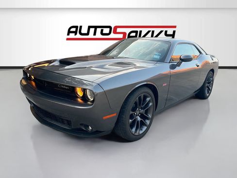 Used 2022 Dodge Challenger R/T Scat Pack RWD image 3