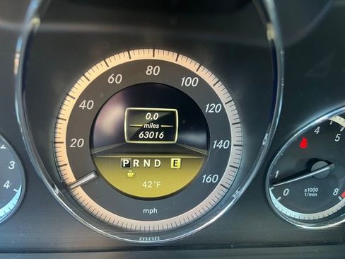 Used 2012 Mercedes-Benz E 350 Cabriolet image 3