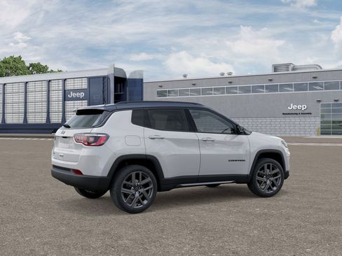 New 2026 Jeep Compass Limited AWD/4WD image 4
