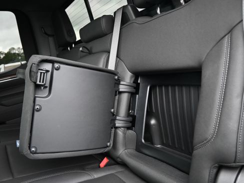 Used 2026 Chevrolet Silverado 1500 LT Trail Boss w/ Convenience Package II AWD/4WD image 30