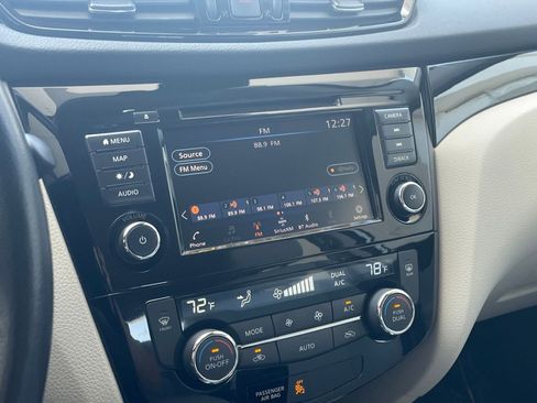 Used 2022 Nissan Rogue Sport SL image 20