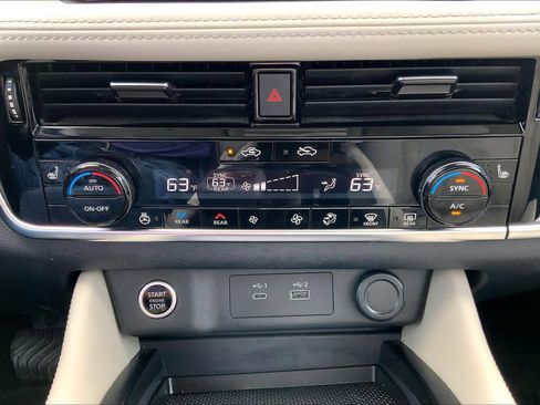 Used 2021 Nissan Rogue SL FWD image 34
