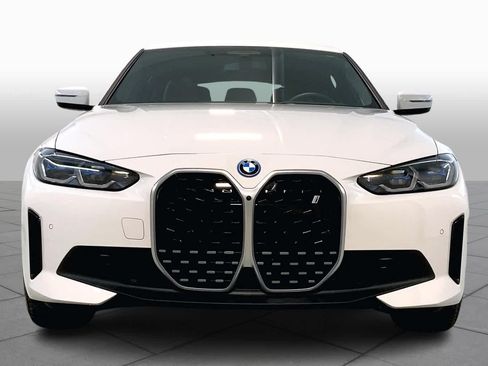 Used 2024 BMW i4 eDrive40 w/ Premium Package RWD image 3