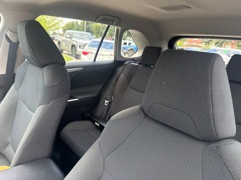 Used 2024 Toyota RAV4 LE AWD/4WD image 10