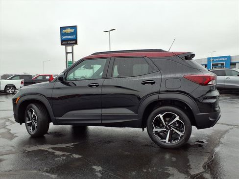 Used 2022 Chevrolet TrailBlazer RS w/ Technology Package image 32