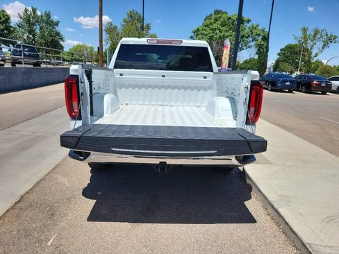 Used 2025 GMC Sierra 1500 SLT AWD/4WD image 13
