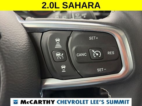 Used 2025 Jeep Wrangler Unlimited Sahara AWD/4WD image 18