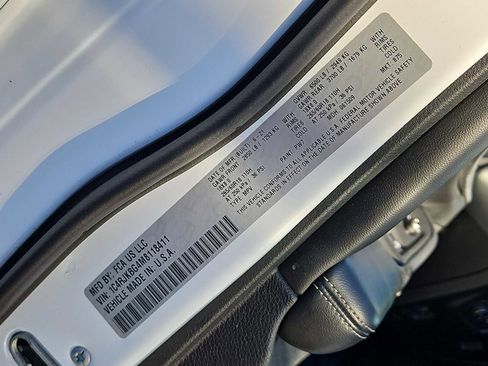 Used 2021 Jeep Grand Cherokee L Limited image 35