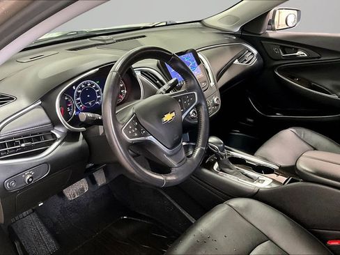 Used 2022 Chevrolet Malibu Premier image 17