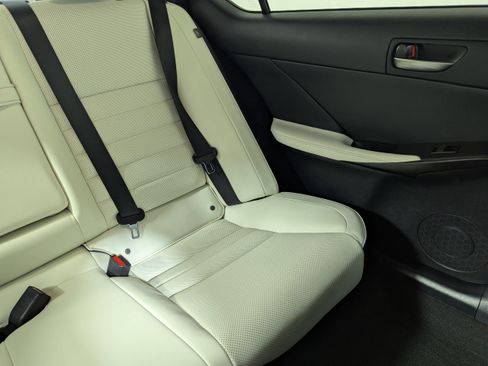 Used 2022 Lexus IS 350 F Sport image 14
