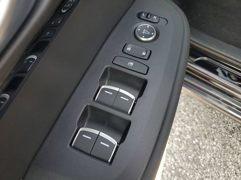 Certified 2025 Acura ADX FWD image 19