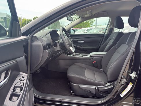 Certified 2024 Nissan Sentra SV w/ All-Weather Package FWD image 11