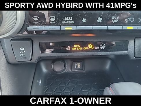 Used 2024 Toyota RAV4 SE AWD/4WD image 16