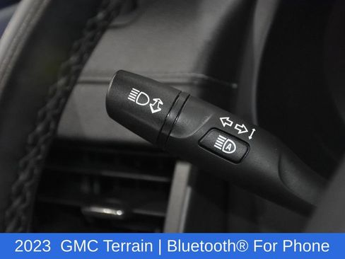 Used 2023 GMC Terrain SLT image 10