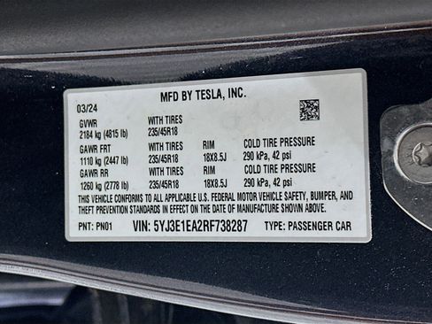 Used 2024 Tesla Model 3 Standard Range RWD image 12