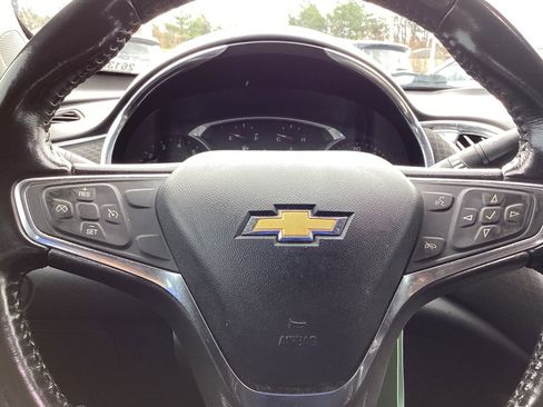Used 2018 Chevrolet Malibu LT image 7