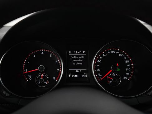 Used 2014 Volkswagen GTI Driver's Edition FWD image 27
