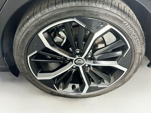 Used 2025 Nissan Altima 2.5 SR FWD image 11