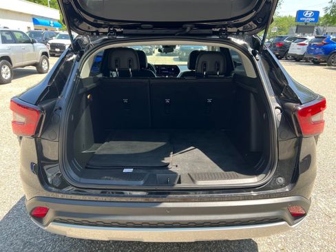 Used 2024 Chevrolet Trax LT w/ Driver Confidence Package image 23