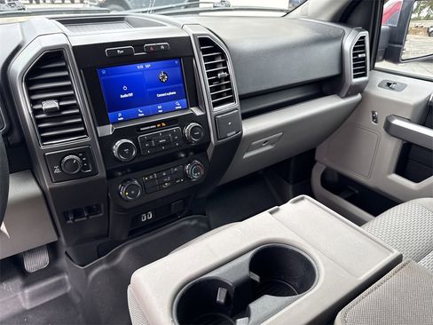 Used 2020 Ford F150 XLT image 26