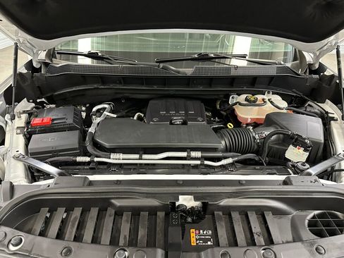 Used 2023 Chevrolet Silverado 1500 LT image 38