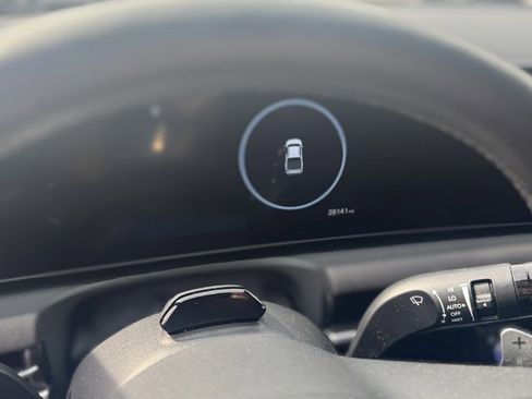 Used 2025 Hyundai Santa Cruz Limited image 8