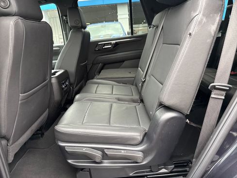 Used 2025 Chevrolet Tahoe Z71 image 32