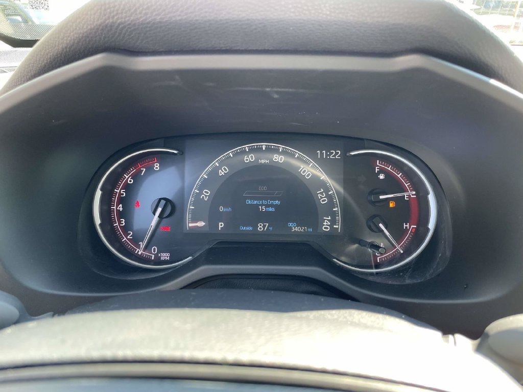 Used 2025 Toyota RAV4 LE FWD image 21