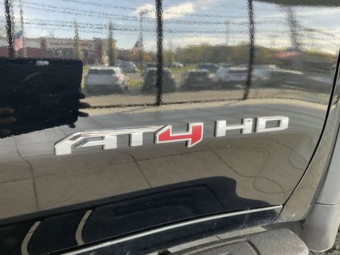 Used 2022 GMC Sierra 3500 AT4 w/ AT4 Premium Plus Package AWD/4WD image 28