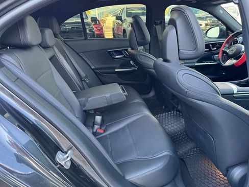 Used 2024 Mercedes-Benz C 300 4MATIC Sedan image 15