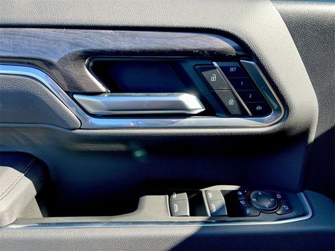 New 2025 Chevrolet Silverado 3500 LTZ w/ LTZ Plus Package image 20