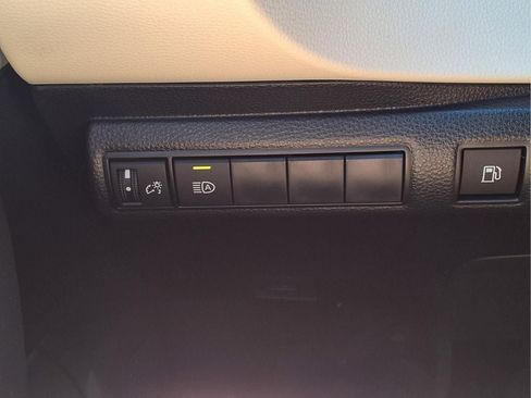 Used 2026 Toyota Corolla LE FWD image 24