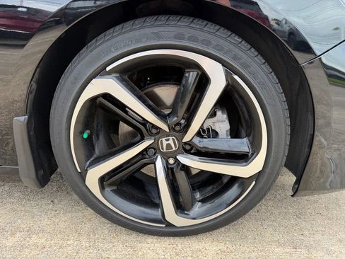 Used 2022 Honda Accord Sport image 10