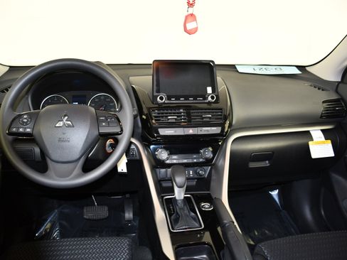 New 2026 Mitsubishi Eclipse Cross ES AWD/4WD image 11
