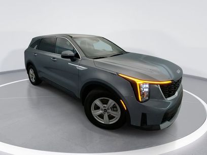 Used 2025 Kia Sorento LX