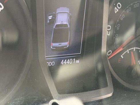 Certified 2021 Toyota Tacoma SR w/ SR Convenience Package image 9