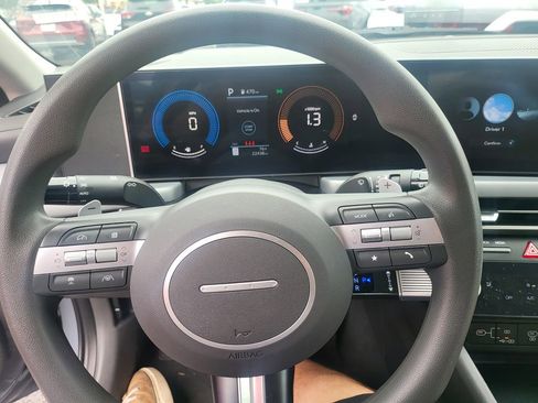 Used 2025 Hyundai Sonata SEL FWD image 6