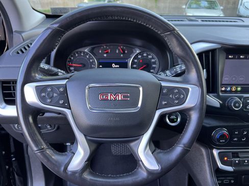 Used 2022 GMC Terrain SLT w/ Elevation Edition AWD/4WD image 21