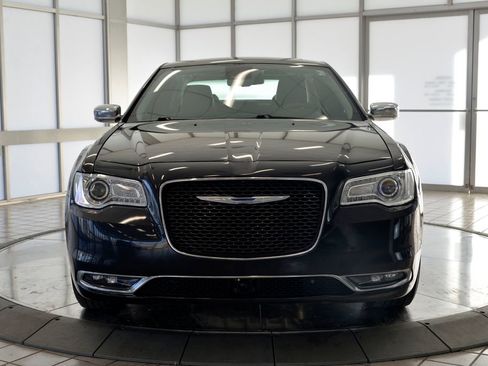 Used 2015 Chrysler 300 C w/ Light Group image 3