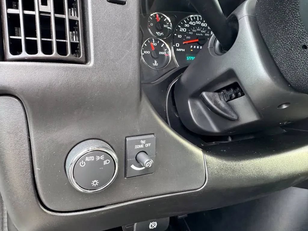 Used 2020 GMC Savana 3500 Extended w/ Driver Convenience Package RWD image 19