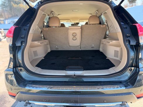 Used 2020 Nissan Rogue SL image 25